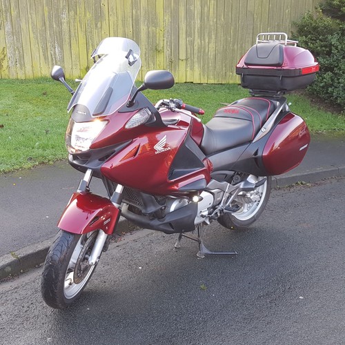 2010 honda deauville nt700 - honda,