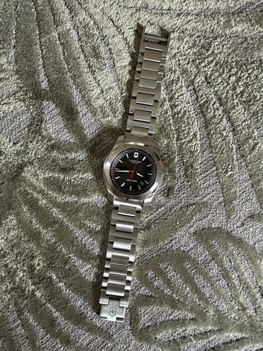 Victorinox swiss army - victorinox,
