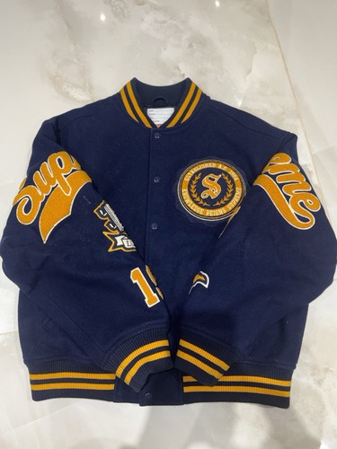 Supreme veritas varsity - veritas,