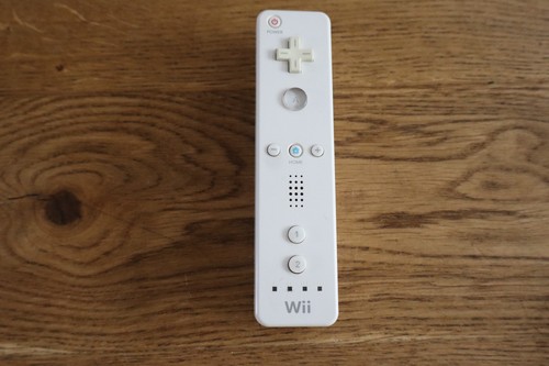 Genuine nintendo wii - genuine,