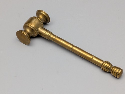 Vintage small brass - small, nut