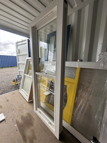 Large victorian sash window - victorian,