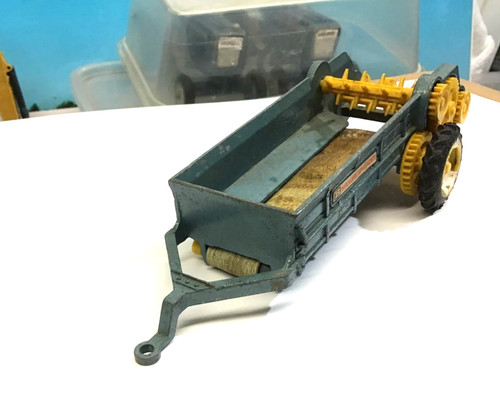 Britains farm blue - 1:32.farm.,