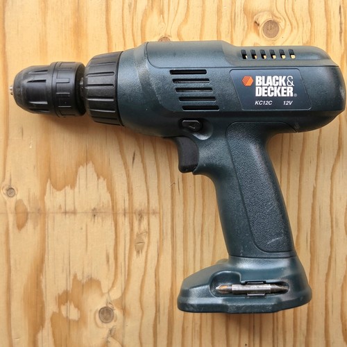 Black decker kc12c - black,