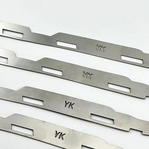2pcs front bumper - bumper, clip