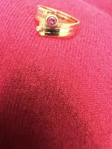 Gorgeous carat yellow and - gorgeous, 18