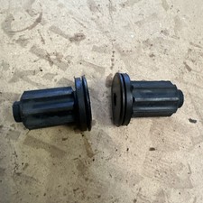 Yamaha XJR1300 14-25  -1500miles engine mount rubber bush bearing P515E xjr 1300