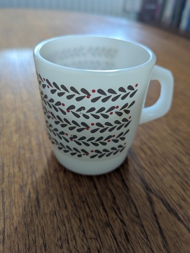 Vintage termocrisa milk glass - milk,