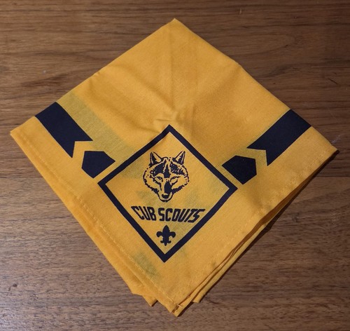 Bsa wolf cub scout yellow - cub,