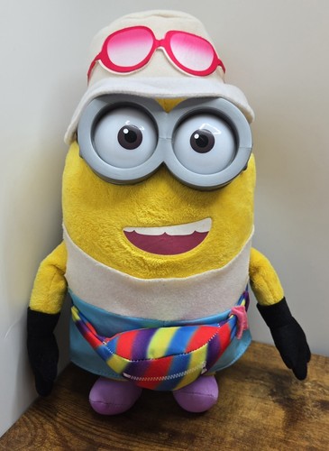 Minion jerry the tourist plush - tourist,