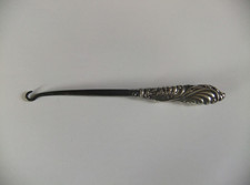 ANTIQUE BUTTON HOOK WITH STERLING SILVER HANDLE * HALLMARKED *