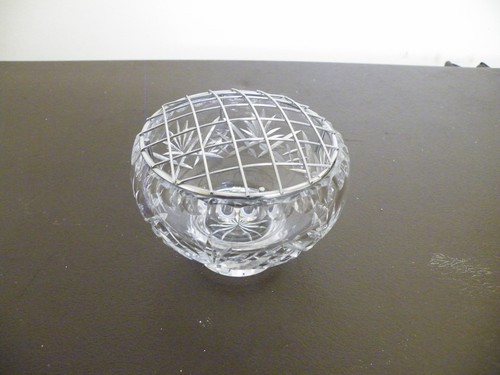 Small vintage cut glass rose - small,