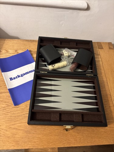 Magnetic travel backgammon - magnetic,