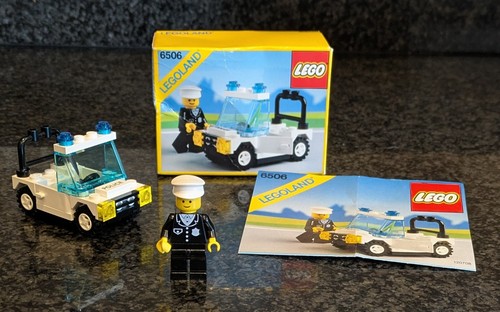 Lego police precinct - police,