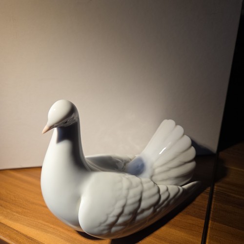Lladro peaceful white - lladro,