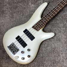 Ibanez bass SR300 Musical