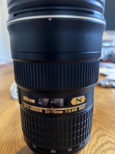 Nikon nikkor 70mm - 24-70mm, f2.8g