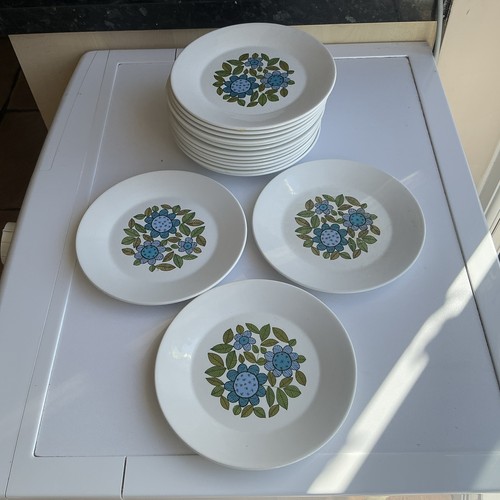 Meakin side plate 17 5cm - side,
