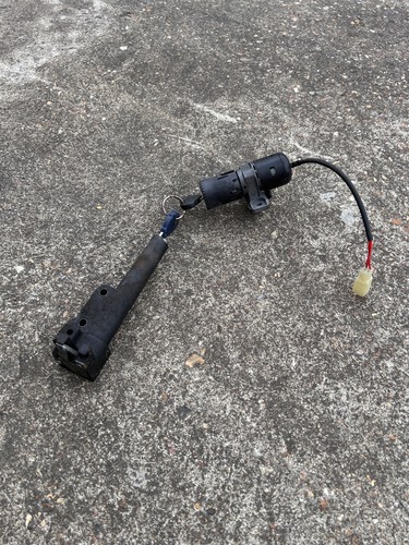 Honda x8r - x, lock