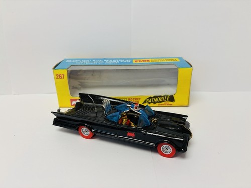 Corgi toys 267 batmobile red - corgi,