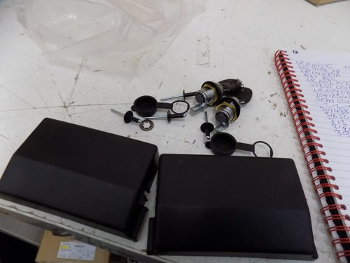 Genuine volvo roof box locking - genuine,