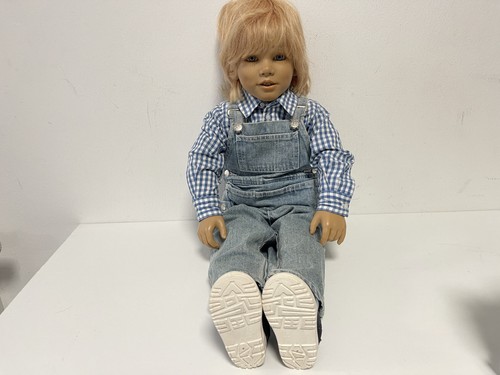 Artist doll annette himstedt - artist,
