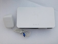 Sky SE210 - Sky Q Wireless Booster, WiFi Extender, Broadband. Ethernet Port.