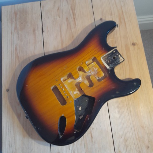 Used strat stratocaster style - used,