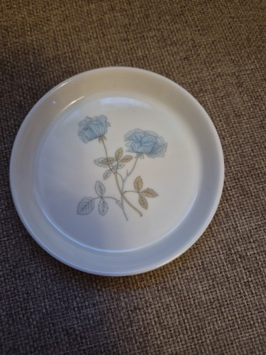 Wedgwood ice rose trinket - ice,