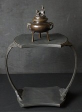 Japanese censer/bonsai stand