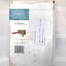 Niagara Hadley brass wall