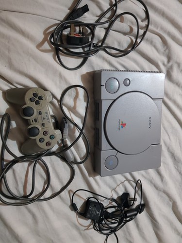 Sony playstation console - 1,