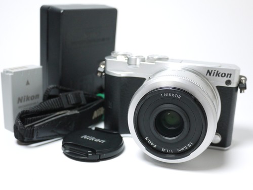 Nikon mirrorless digital - j5,