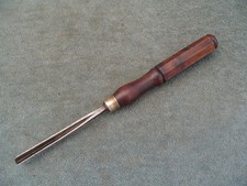 Curved Vee Carving chisel, by
