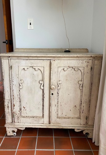 Vintage distressed white - vintage,