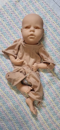Noah reva schick head - (awake), -reva