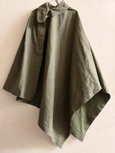 1954 vtg british - 1954, rain