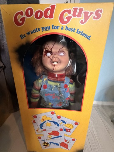 Neca life size - life,
