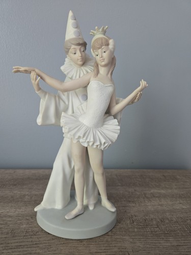 Lladro figurine carnival - lladro, figurine,,carnival