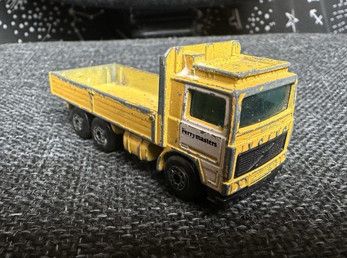 Vintage 1984 matchbox volvo - vintage,