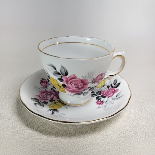 Royal vale bone china cup - vale,