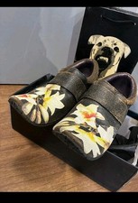 irregular choice Wrap Lilly