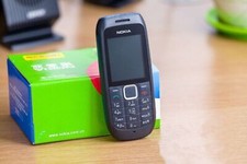 Original Unlocked Nokia 1616 Loudspeaker Keyboard 900/1800MHz Flashlight Phones