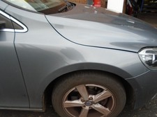 16 VOLVO V40 MK2 2.0 SE