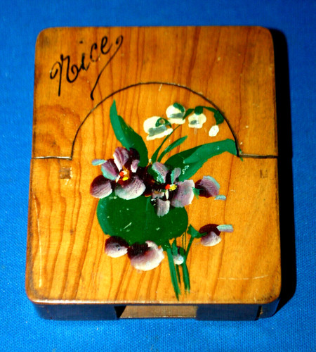 Antique sorrento olivewood - antique,