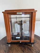 Antique OERTLING Lab Pharmacy Laboratory Scales Wooden storage box. Apothecary. 