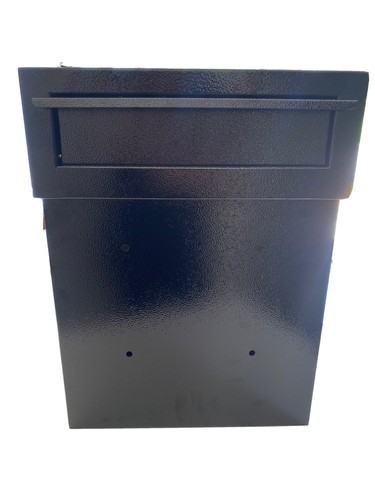 Rear access letter box post - access,