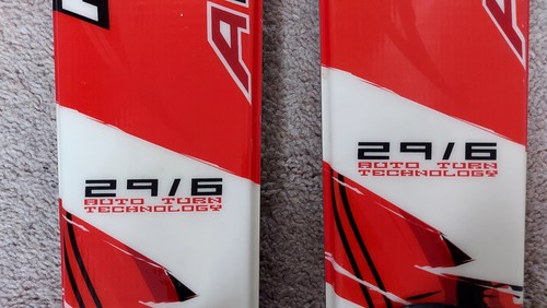 Skis plus poles - plus,