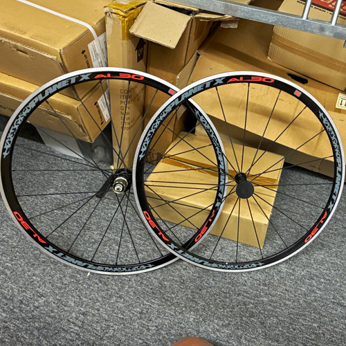 Planet al30 700c clincher - planet,