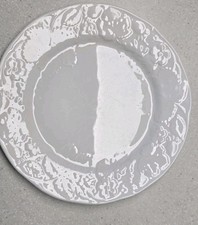 Wedgewood Strawberry & Vine White Bone China Dinner Plates